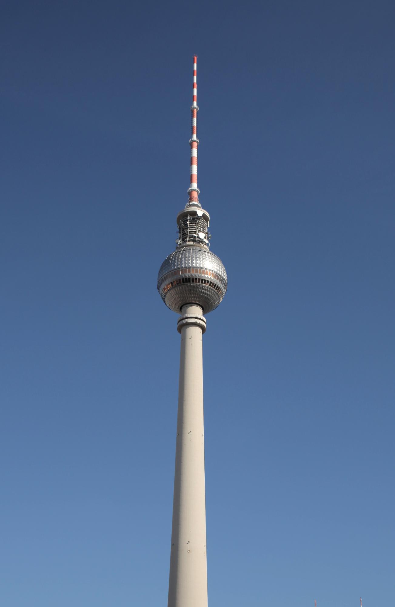 low-angle-shot-berliner-fernsehturm-berlin-germany.jpg